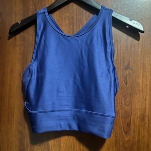 NWOT Under armour crop top